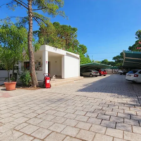 別荘 Villaggio Sabbia D'oro