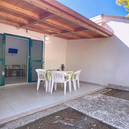 Villaggio Sabbia D'oro * Lupetto