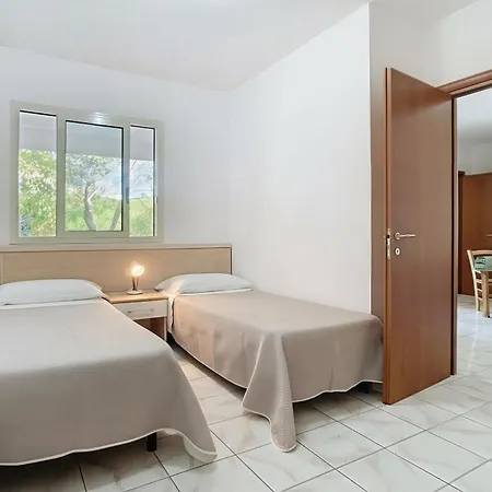 Villaggio Sabbia D'oro * Lupetto