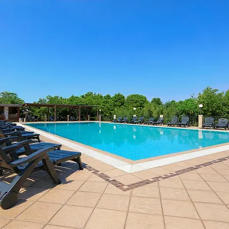 Villaggio Sabbia D'oro * Lupetto